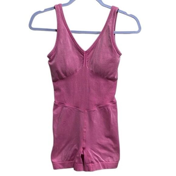 JoyLab‎ Pink Seamless Ribbed Activewear Romper XS One Piece Yoga Short Jumpsuit - Picture 1 of 12